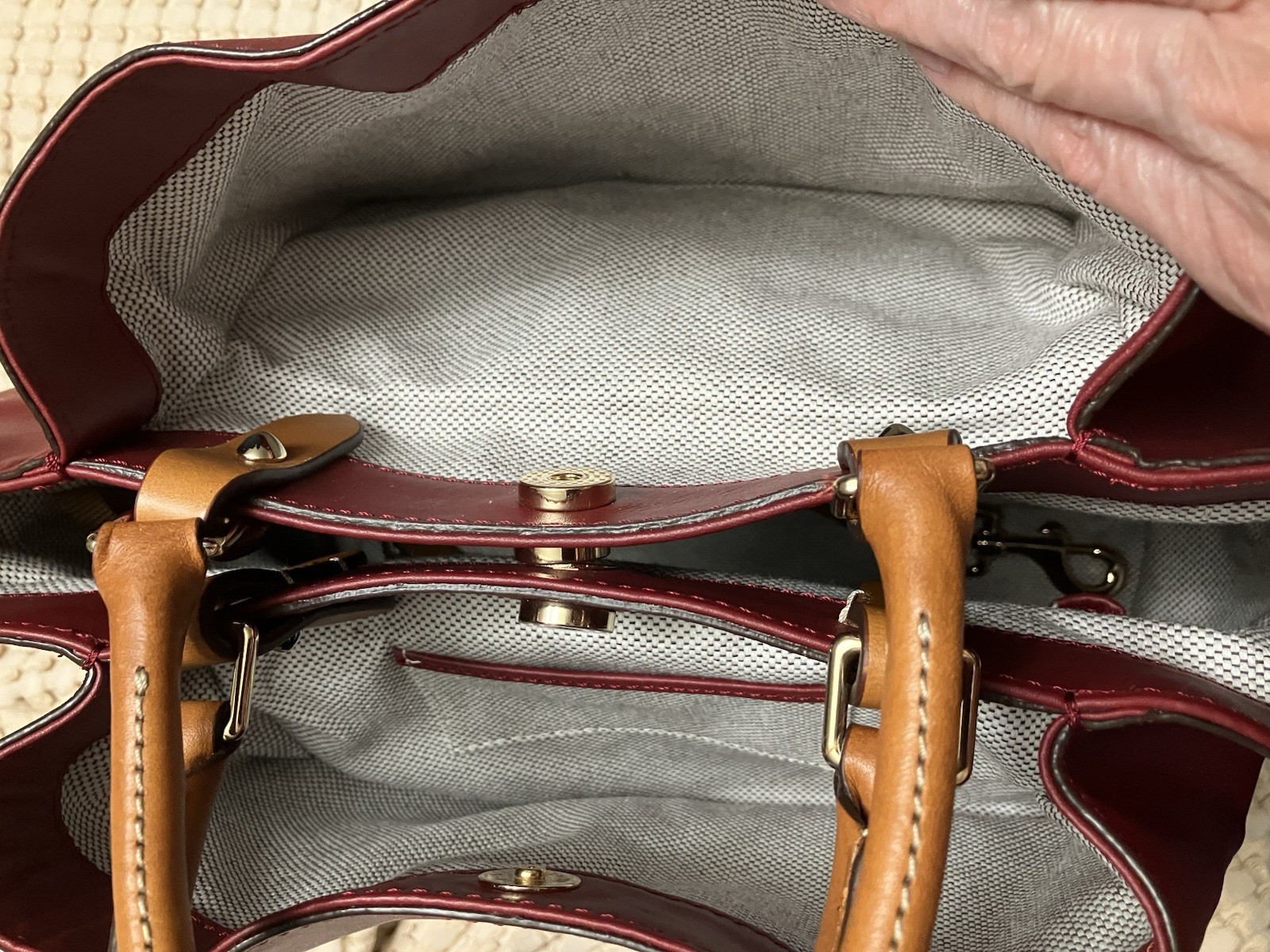 Dooney & Bourke Large Barlow in Wine/Tan NWT