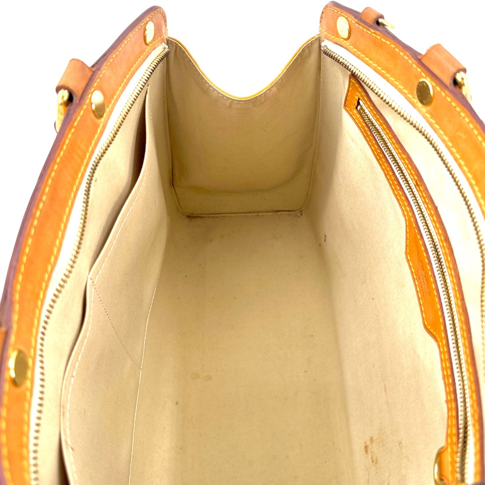 LOUIS VUITTON Brea MM Monogram Vernis Patent Yellow Handbag M91690