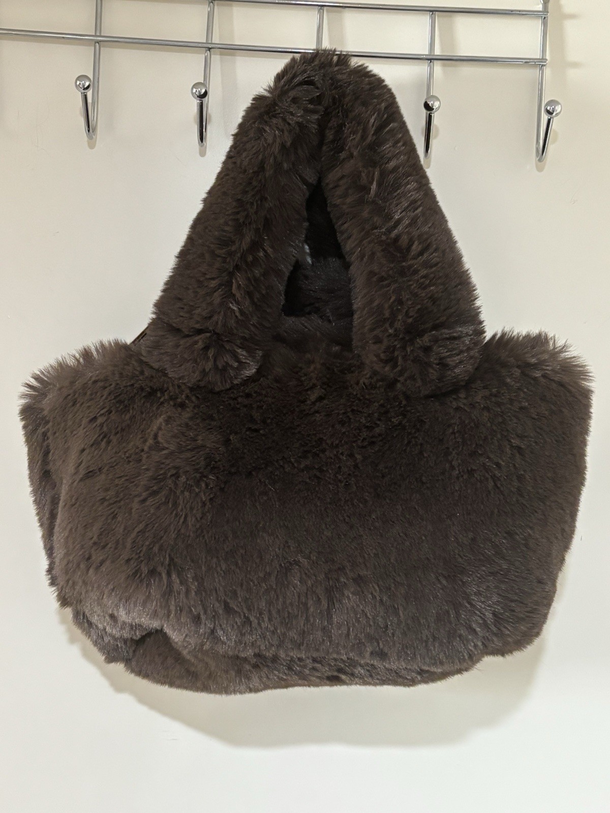 SKIMS Faux Fur Tote Bag – Espresso (Brown) Womens Mini Tote – NICE