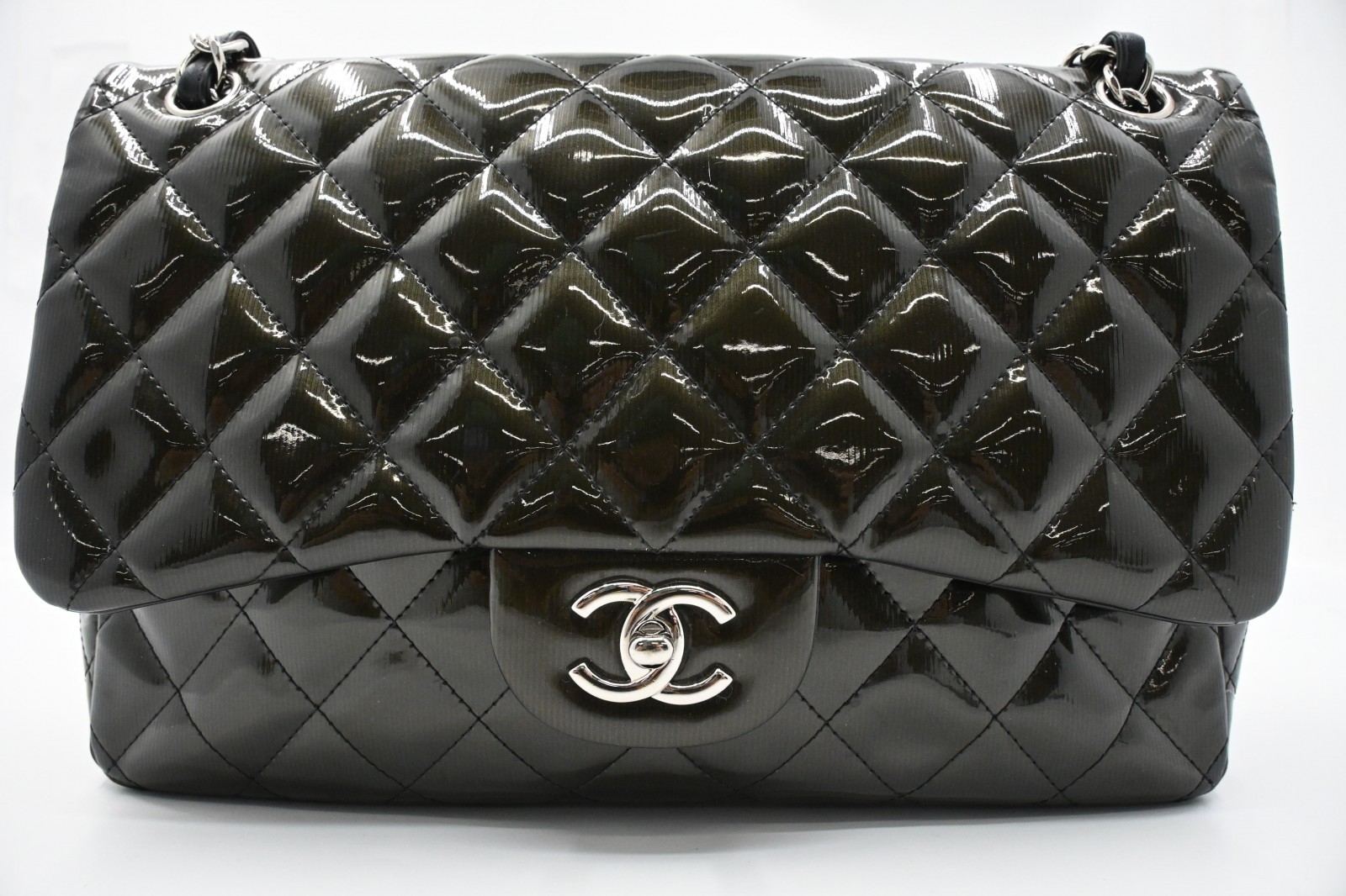 Authentic Chanel Matelasse 30 Double Flap Olive Green Patent Leather