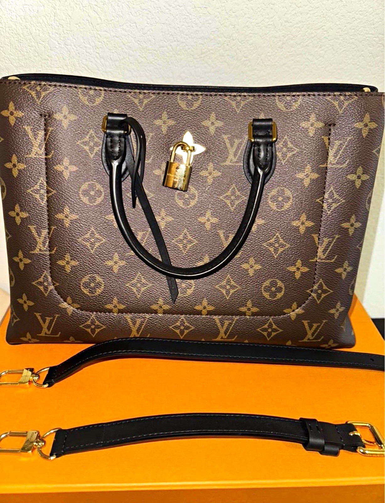 LOUIS VUITTON FLOWER TOTE MNG NOIR 2020