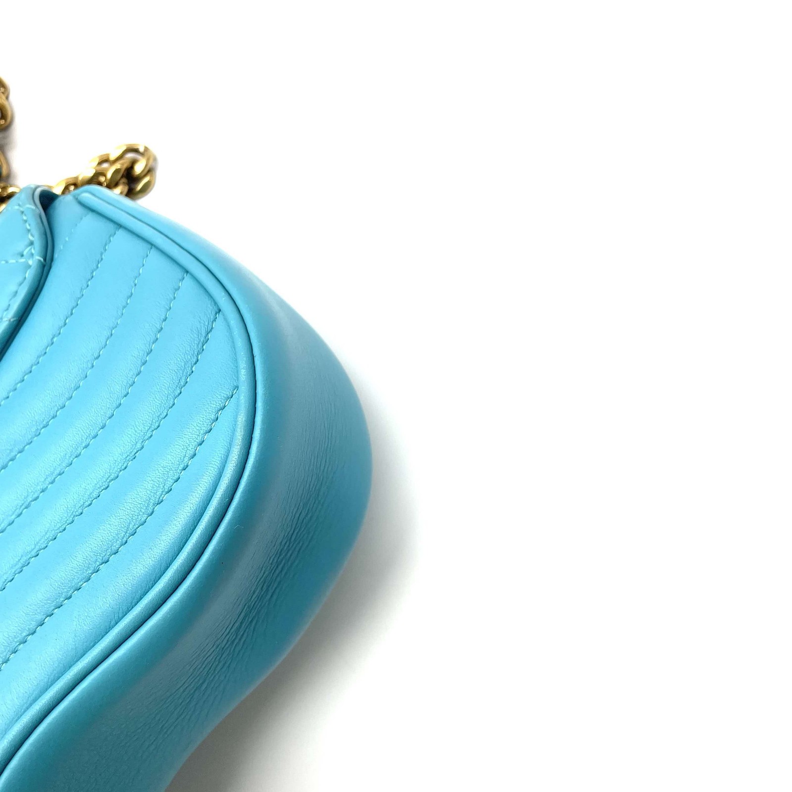 Louis Vuitton New Wave Blue Quilted Leather Shoulder Crossbody Bag Gold Chain
