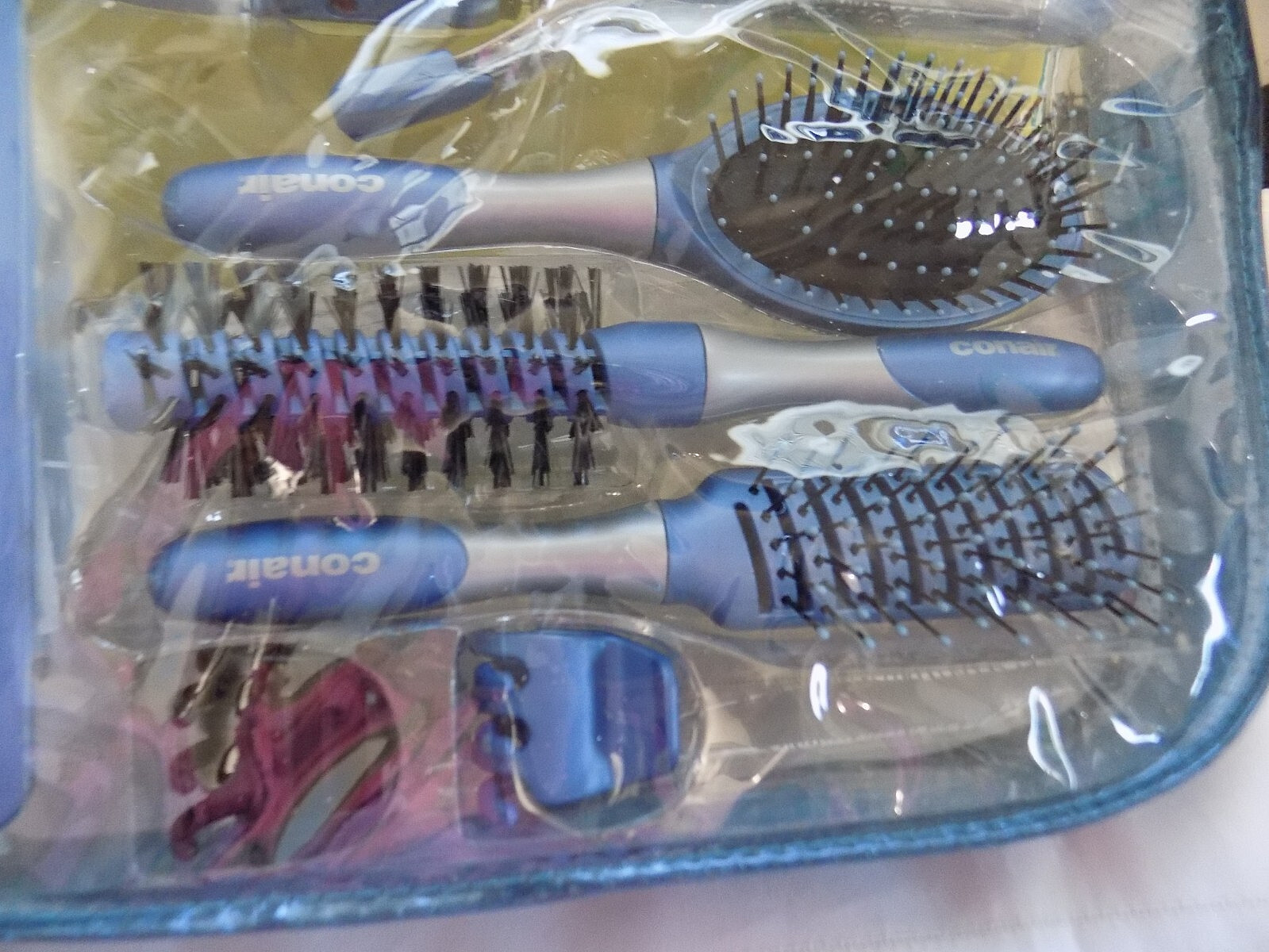 Vera Bradley Cosmetic/Stadium Bag & Conair (NEW) Curling Iron & Styling Set