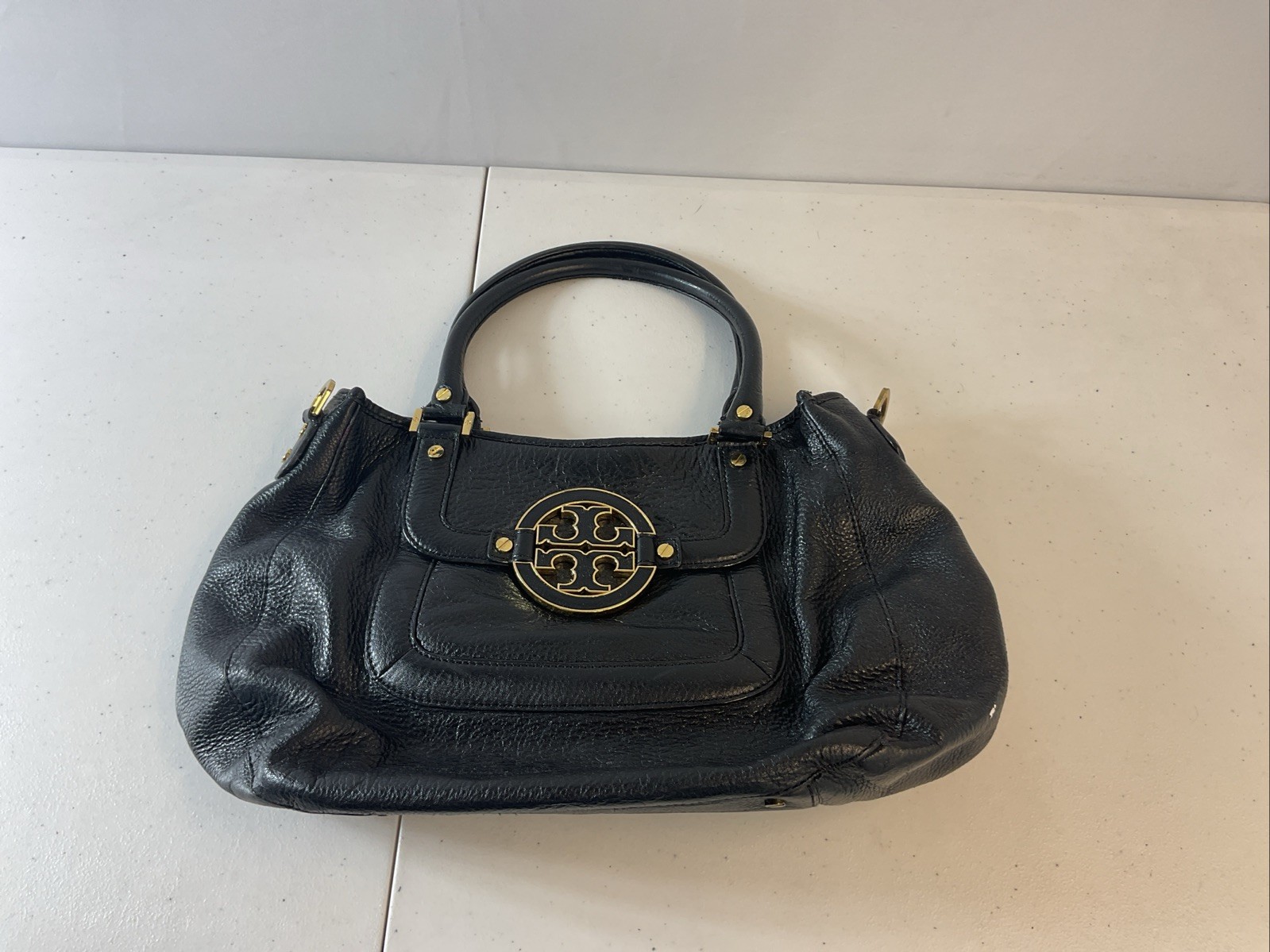 Tory Burch Amanda Hobo Bag Black Pebbled Leather Shoulder Tote LOGO