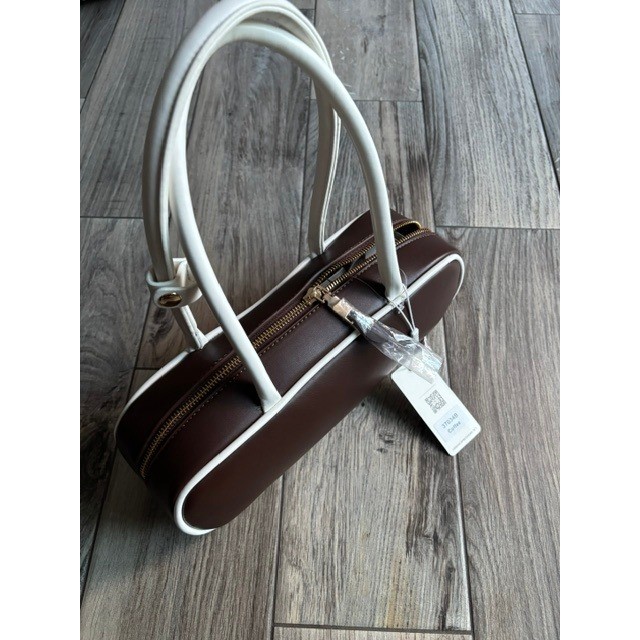 Urban Expressions Coffee Brown White Vegan Leather Barrel Shoulder Bag 37034B