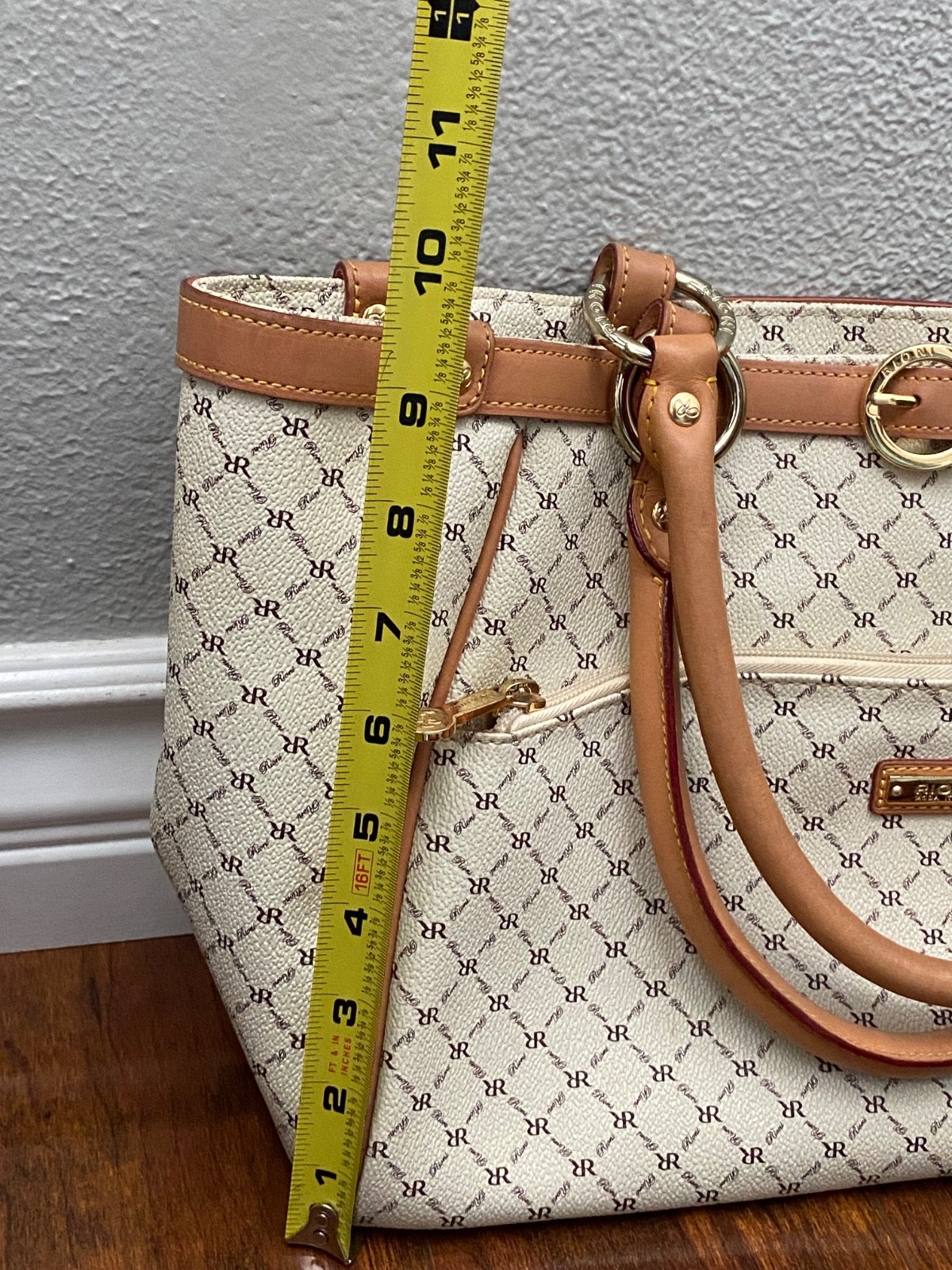 Rioni Signature THE EVERYDAY WEEKENDER Handbag STN-20236