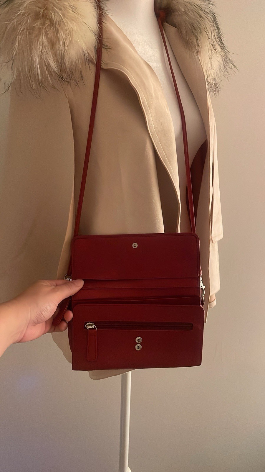 Magellan’s Red Small Leather Crossbody Bag Detachable Strap Zip/Magnetic Silver