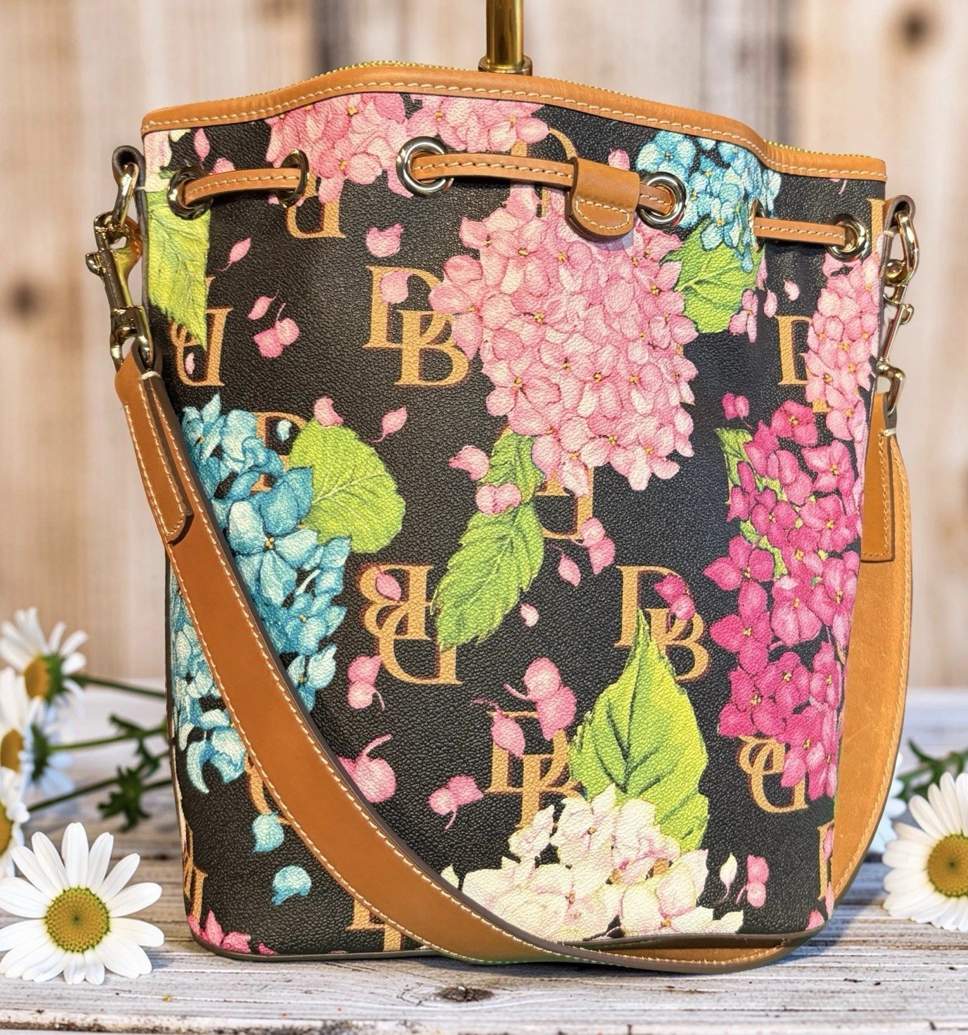 Dooney Bourke Black Pink Blue Hydrangeas Floral Flower Drawstring Bucket Bag