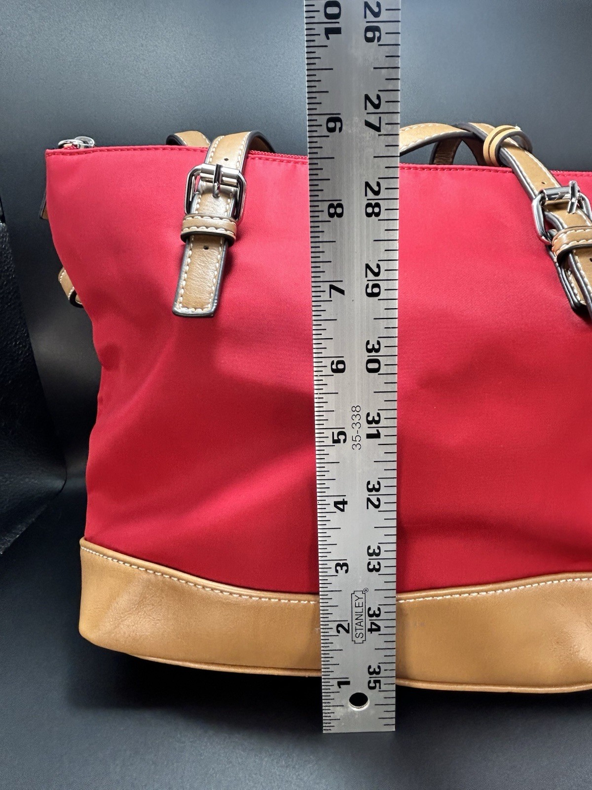 Tommy Hilfiger Red Medium Tote Shoulder Bag Zip Closure Inner Pockets Star Charm