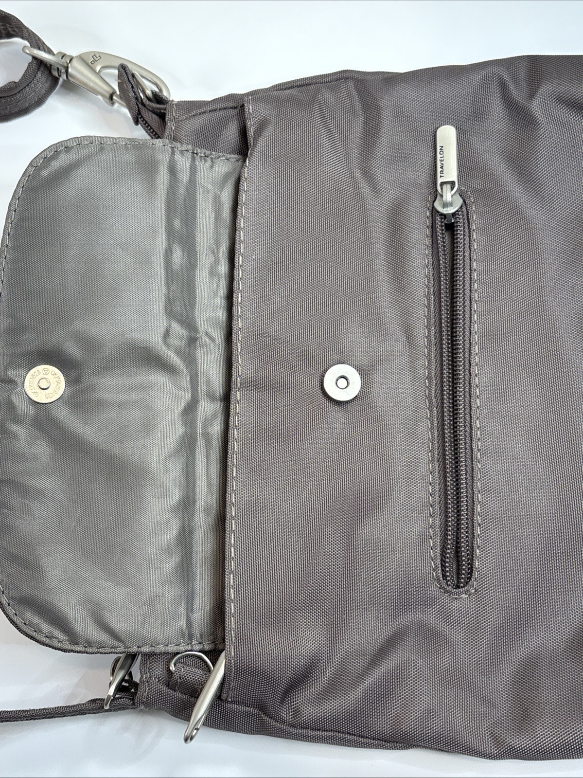 Travelon Crossbody Anti Theft Mini Shoulder Bag RFID Blocking Travel Purse 42459