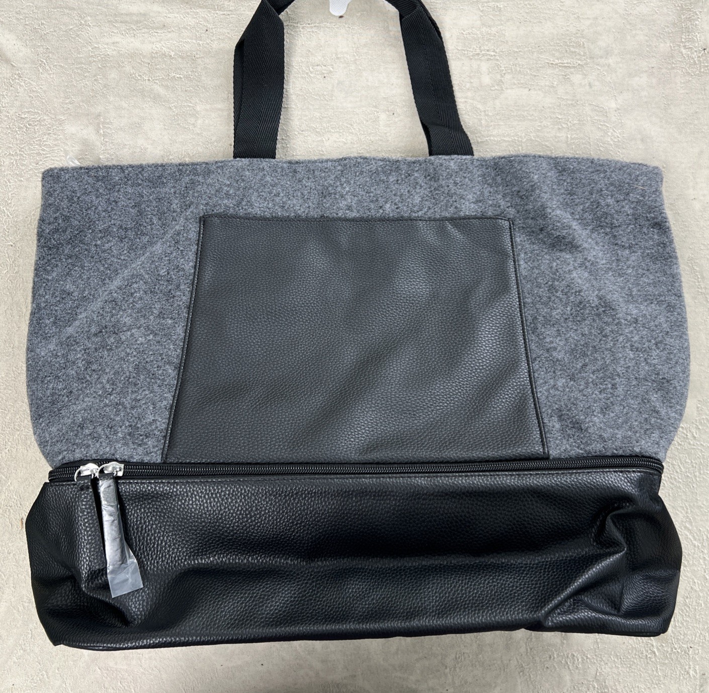 DSW Grey And Black Felted Weekender Overnight Tote Bag Shoe Pocket **NEW**