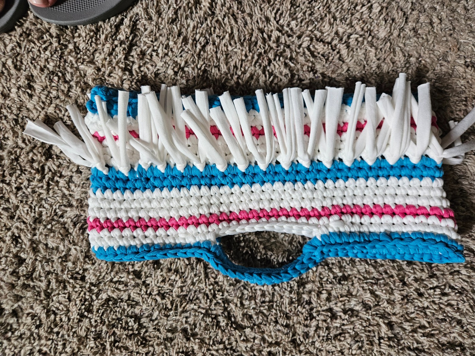 handmade crochet summer clutch
