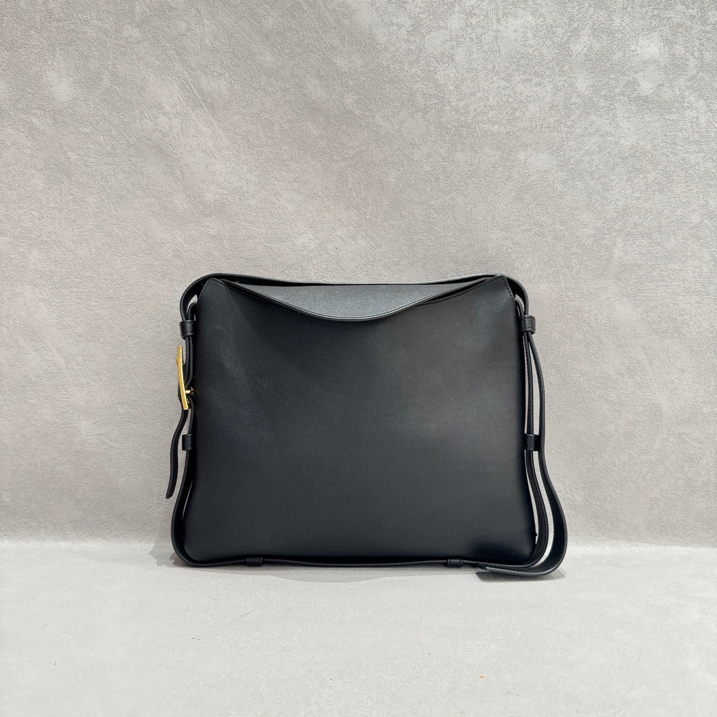 Bottega Veneta Cradle Normal Black Smooth Calfskin Underarm Handbag US Ship
