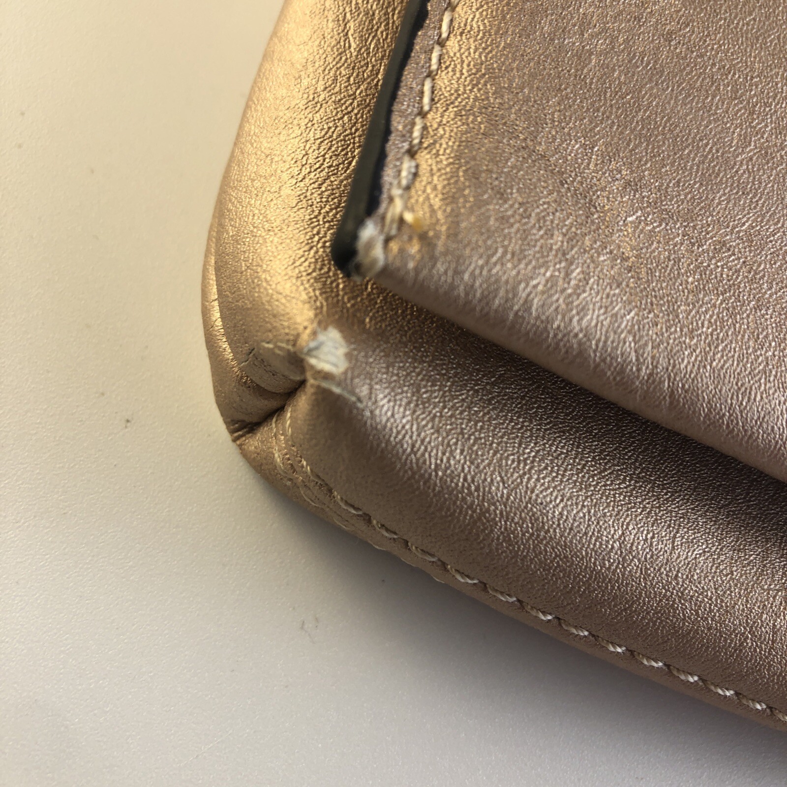 Handbag Republic Purse w/tags but worn lead-free friendly