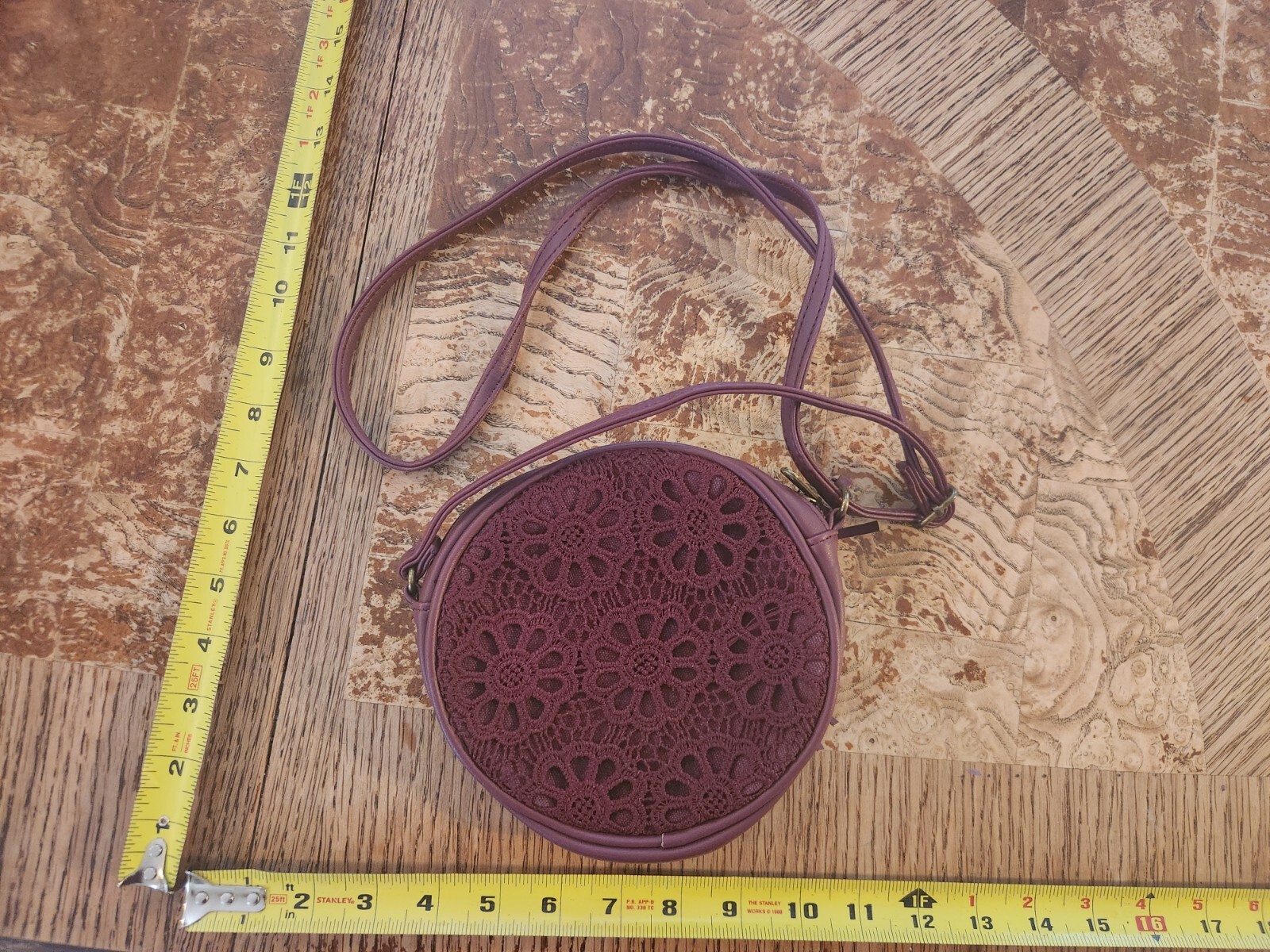 Art Class Crossbody Bag Burgundy #S27