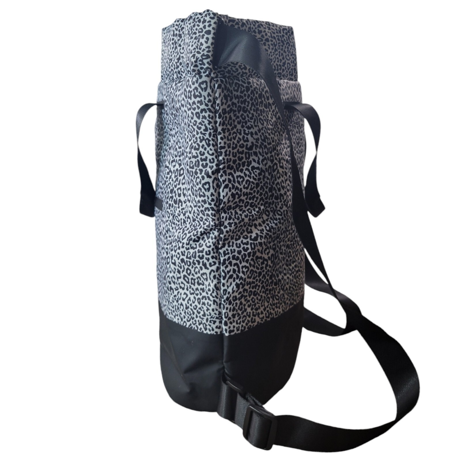 VOORAY 23L Flex Cinch Drawstring Backpack Lightweight Travel Bag, Sports Gym Bag