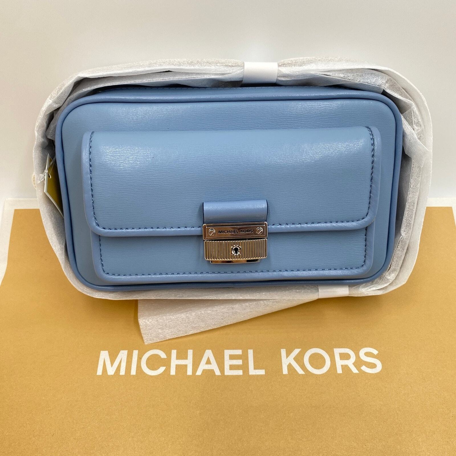 NWT MICHAEL KORS Bradshaw Medium Leather Camera Bag