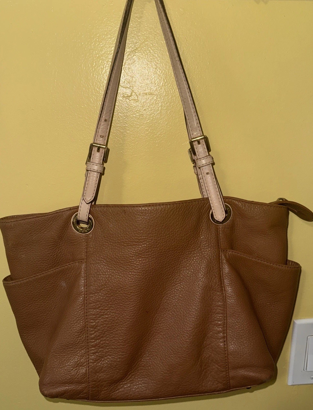 Michael Kors Jet Set Brown Saffiano Leather Top Zip Large Tote Shoulder Handbag