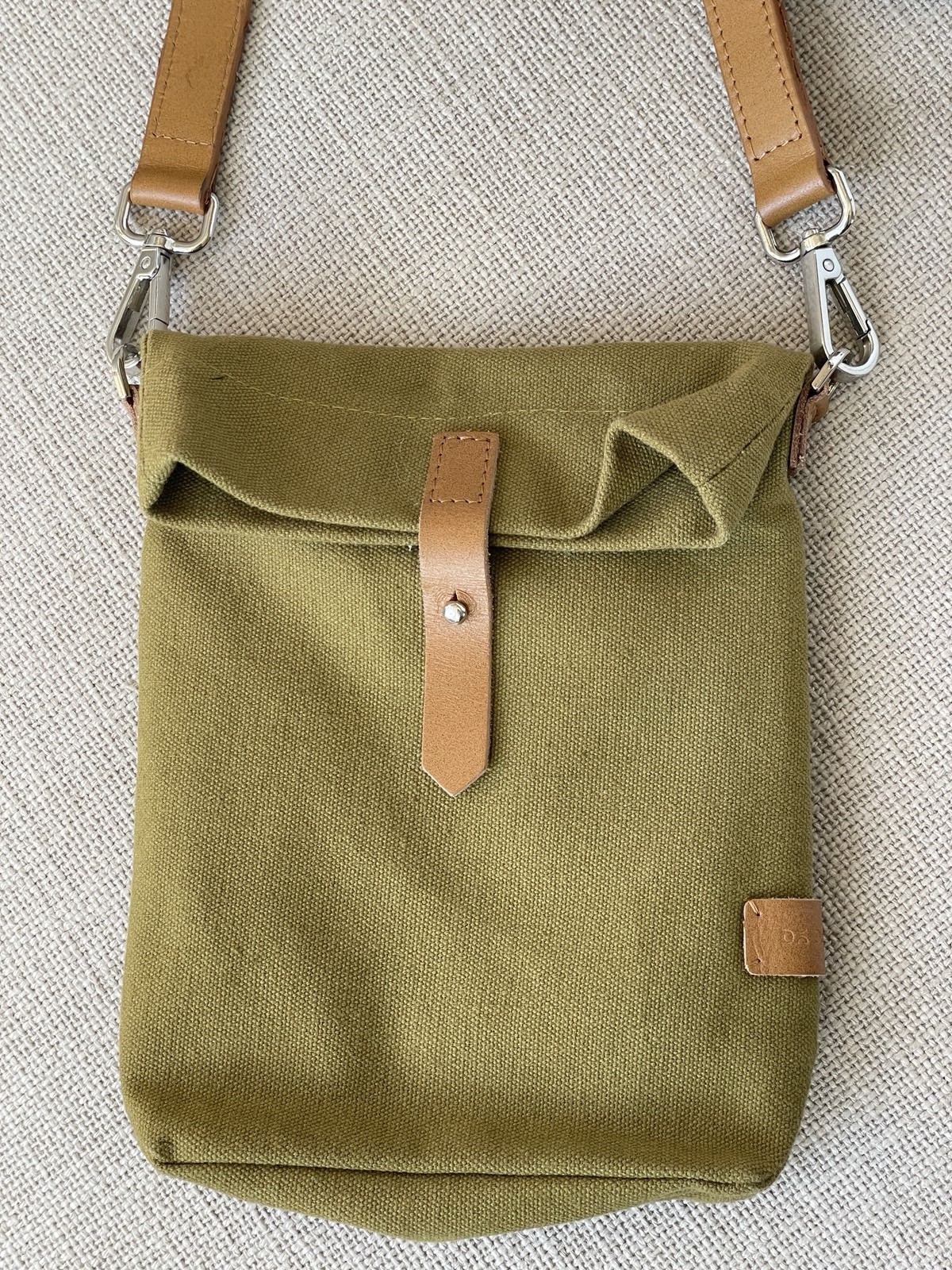 Daily Objects Scout Olive Green Crossbody Bag 6” X 9” X 1.75”