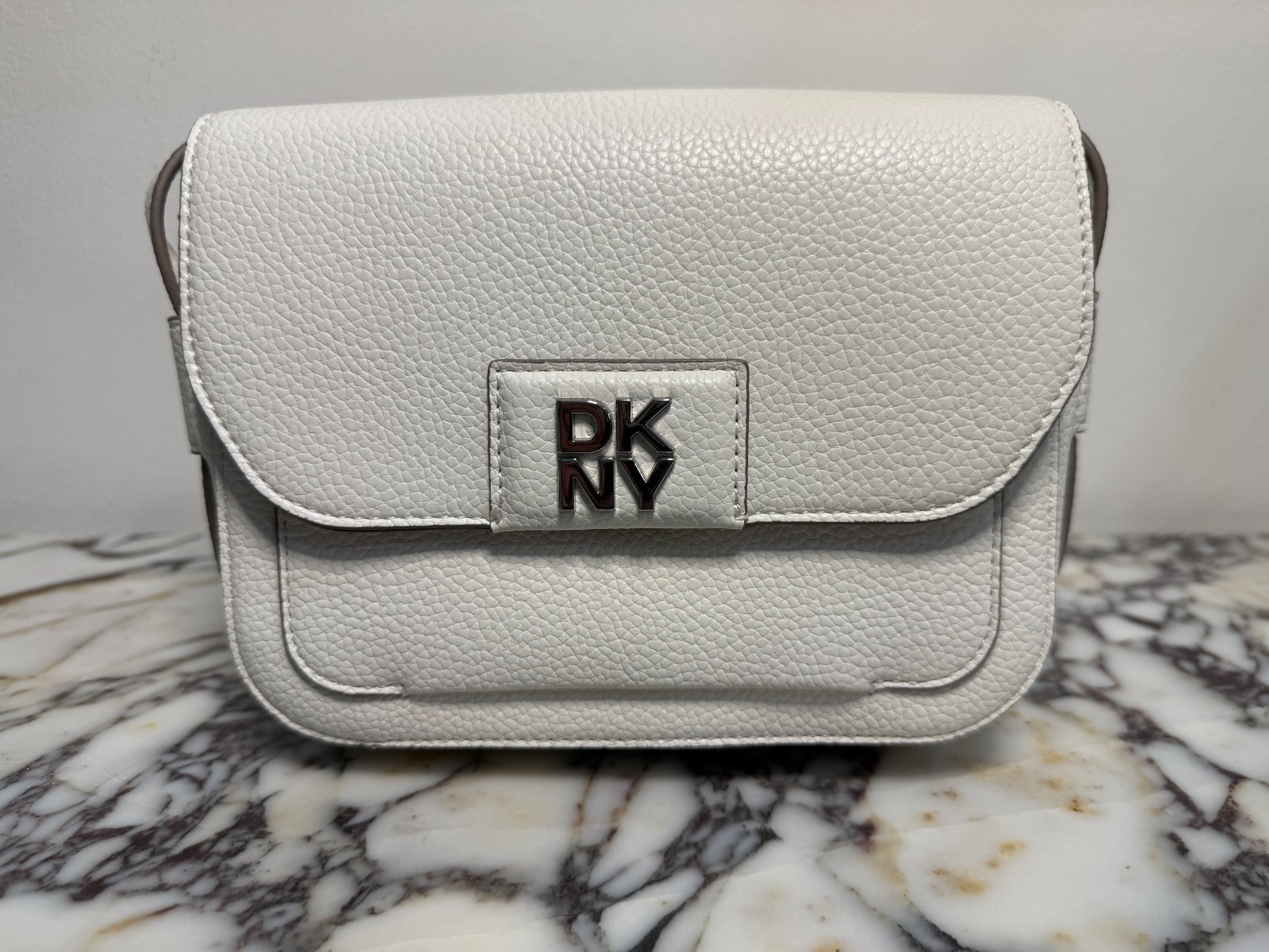 DKNY white leather shoulder Bag