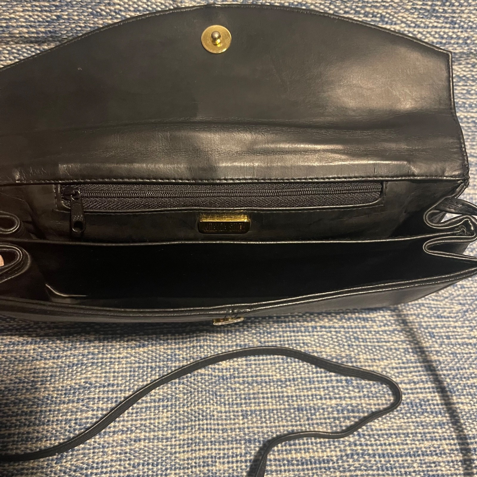 Vintage Amanda Smith Black Genuine Leather Convertible Crossbody Bag Clutch