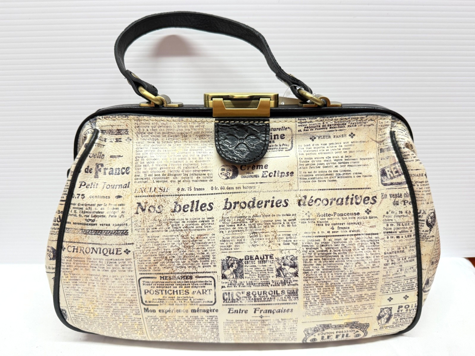 PATRICIA NASH “RIVA” NEWSPAPER PRINT SATCHEL PURSE BAG BLACK WHITE NEW! Rare