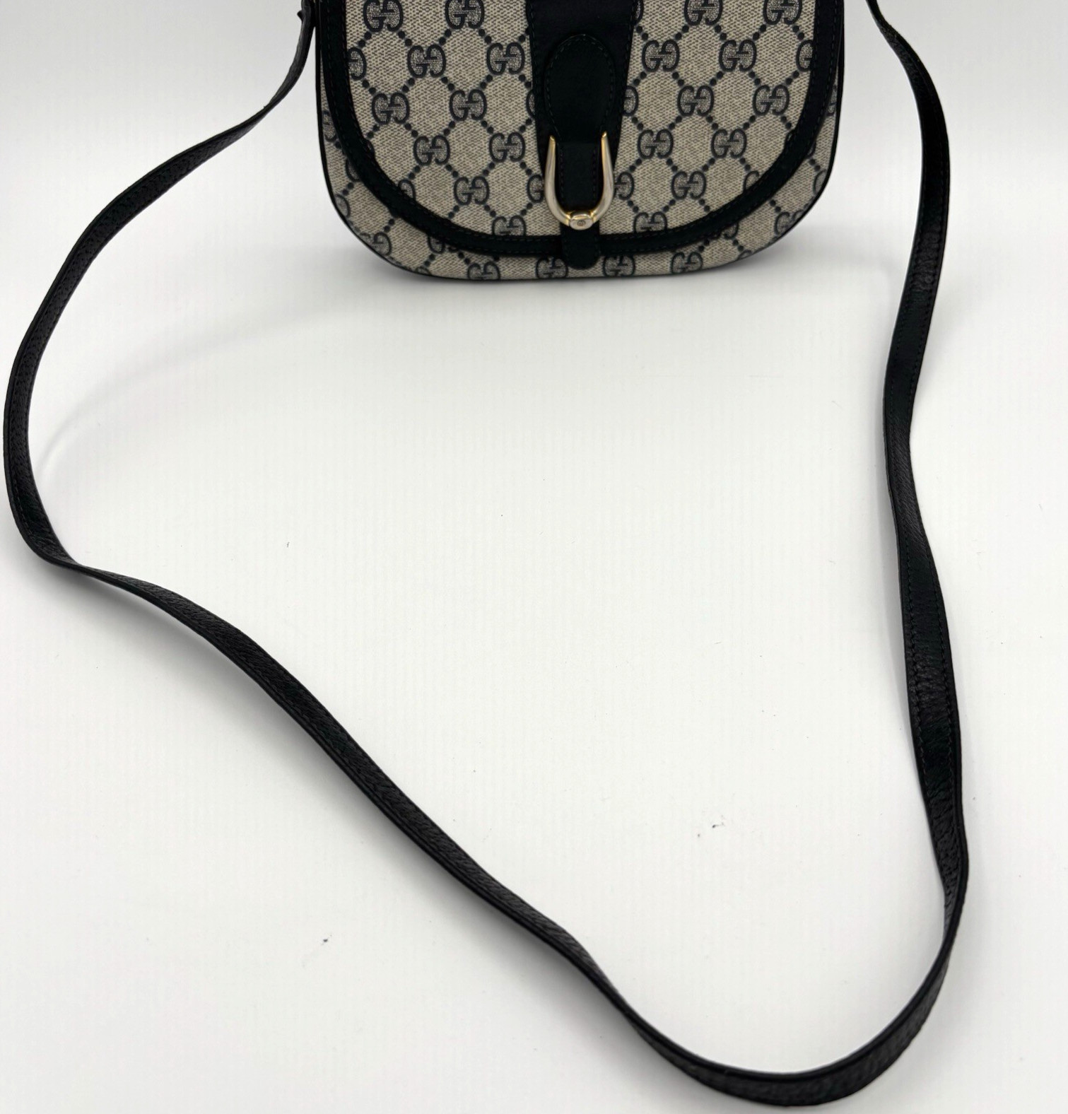 Vintage GUCCI GG Supreme Shoulder Bag Crossbody PVC Leather Navy Authentic 0077