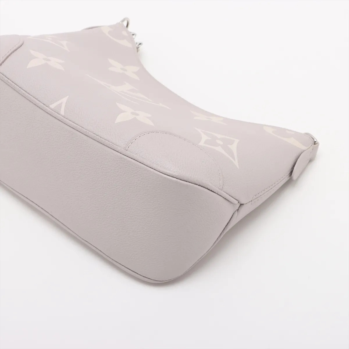 Louis Vuitton Monogram Empreinte Boulogne PM M14211 Gray x beige There was an RF