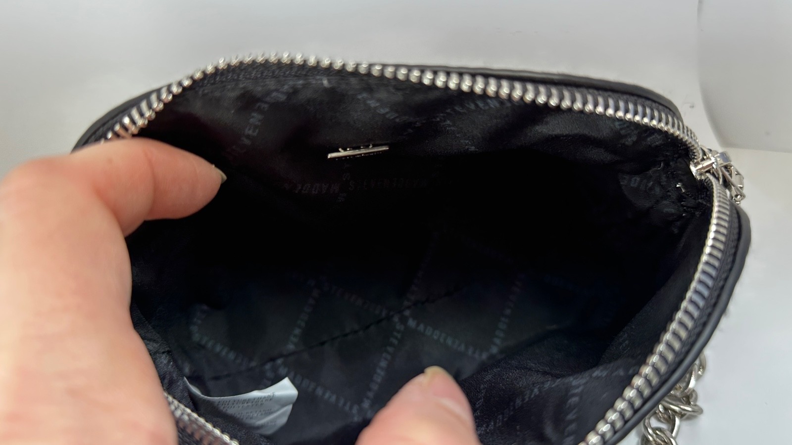 ✨ Steve Madden Rhinestone Studded Crossbody Purse – Black ✨