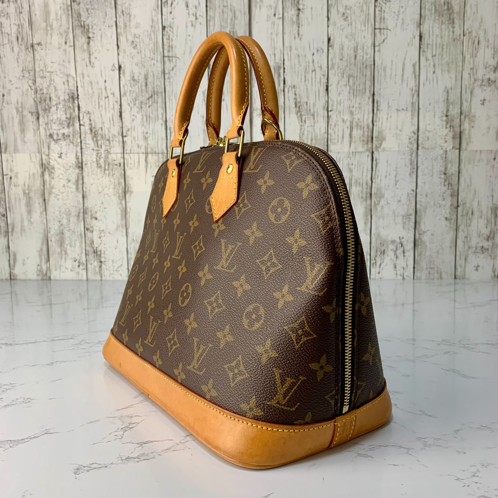 LOUIS VUITTON Alma PM Monogram Leather Handbag M51130 Authentic Japan