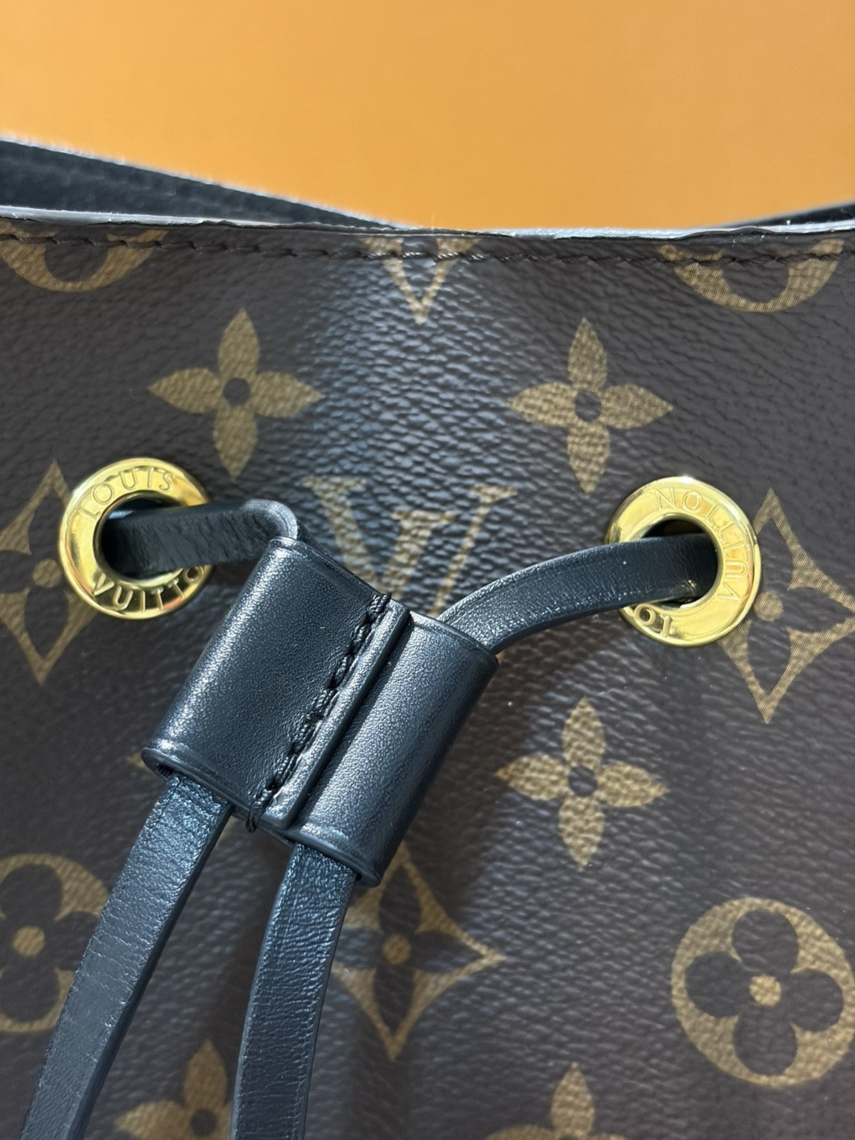 Louis Vuitton NeoNoe Monogram Noir MICROCHIPPED