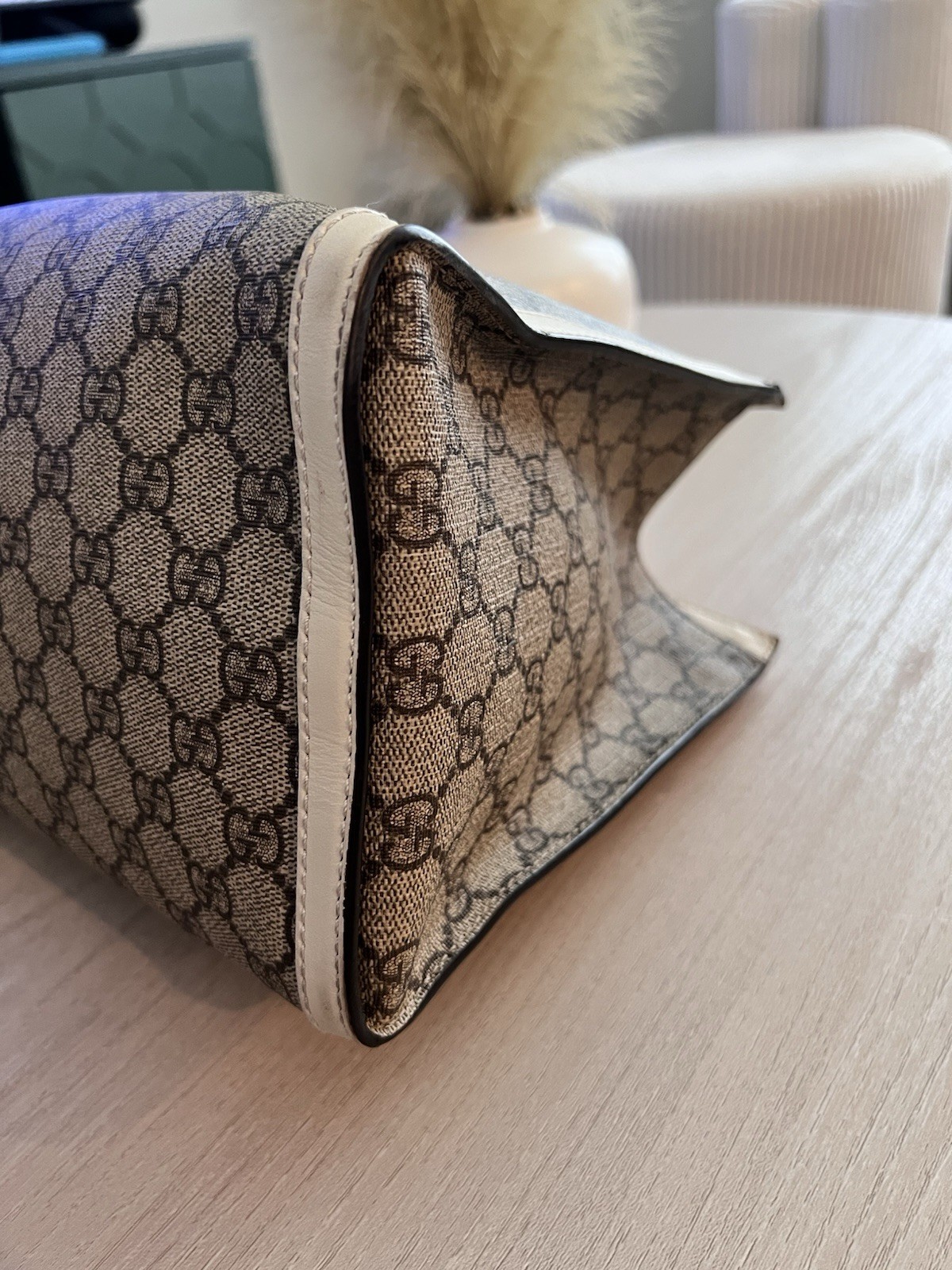 Gucci Padlock Medium GG Supreme Canvas Tote White Leather Gold Hardware