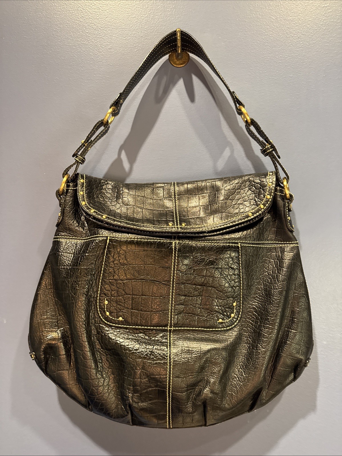 Maxx New York black Croc/gator Embossed Leather Shoulder Bag purse. Vintage 16”