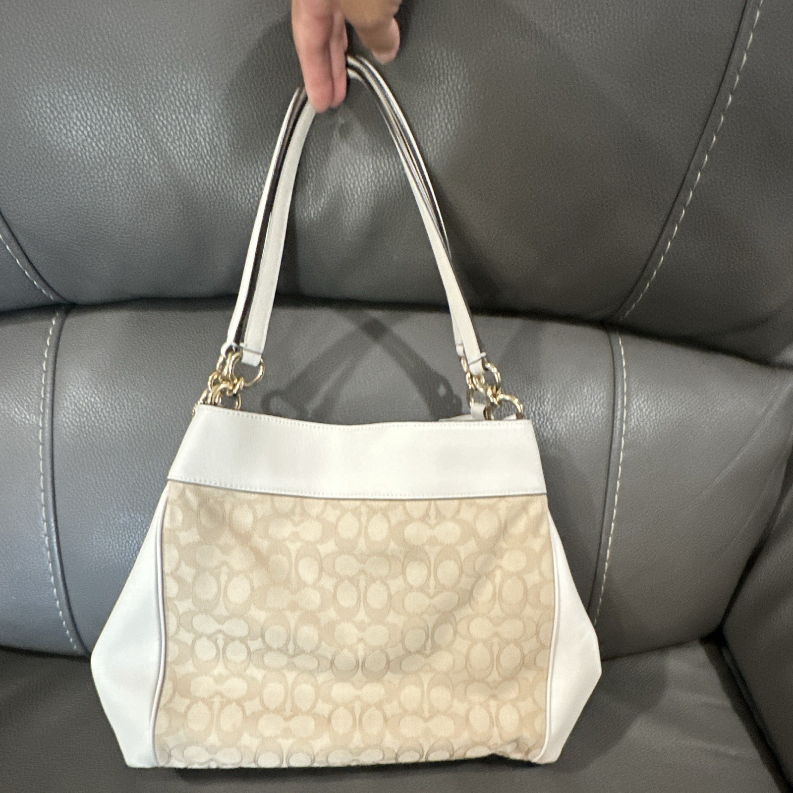 Coach Signature Logo Ivory/Beige Shoulder Bag Gold Hardware Zip w/ Bag Charm