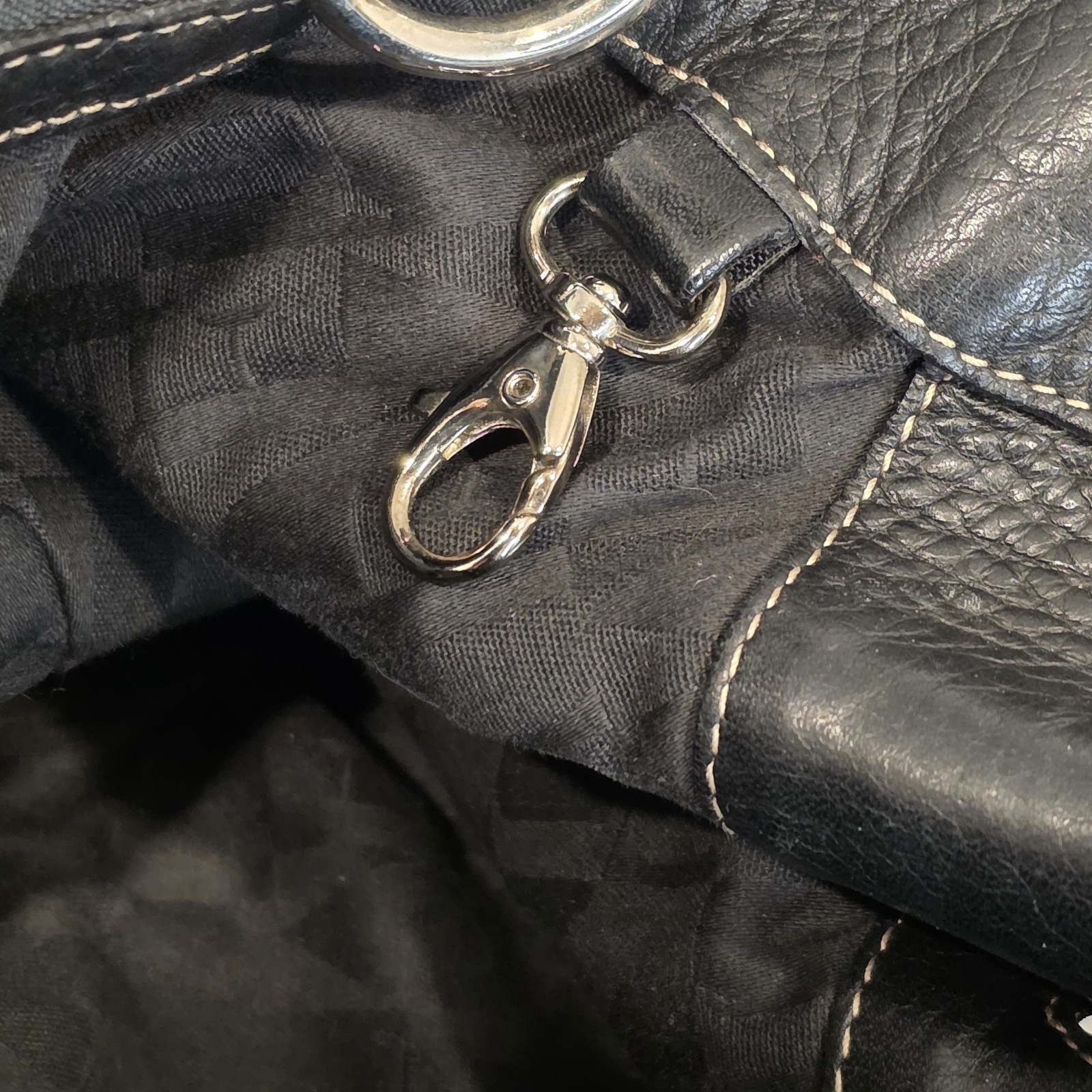 Furla Black Pebbled Leather Ruched Hobo Shoulder Bag Made in Italy Chain Accent