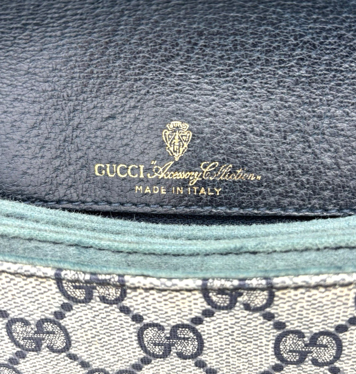 Vintage GUCCI GG Supreme Shoulder Bag Crossbody PVC Leather Navy Authentic 0077