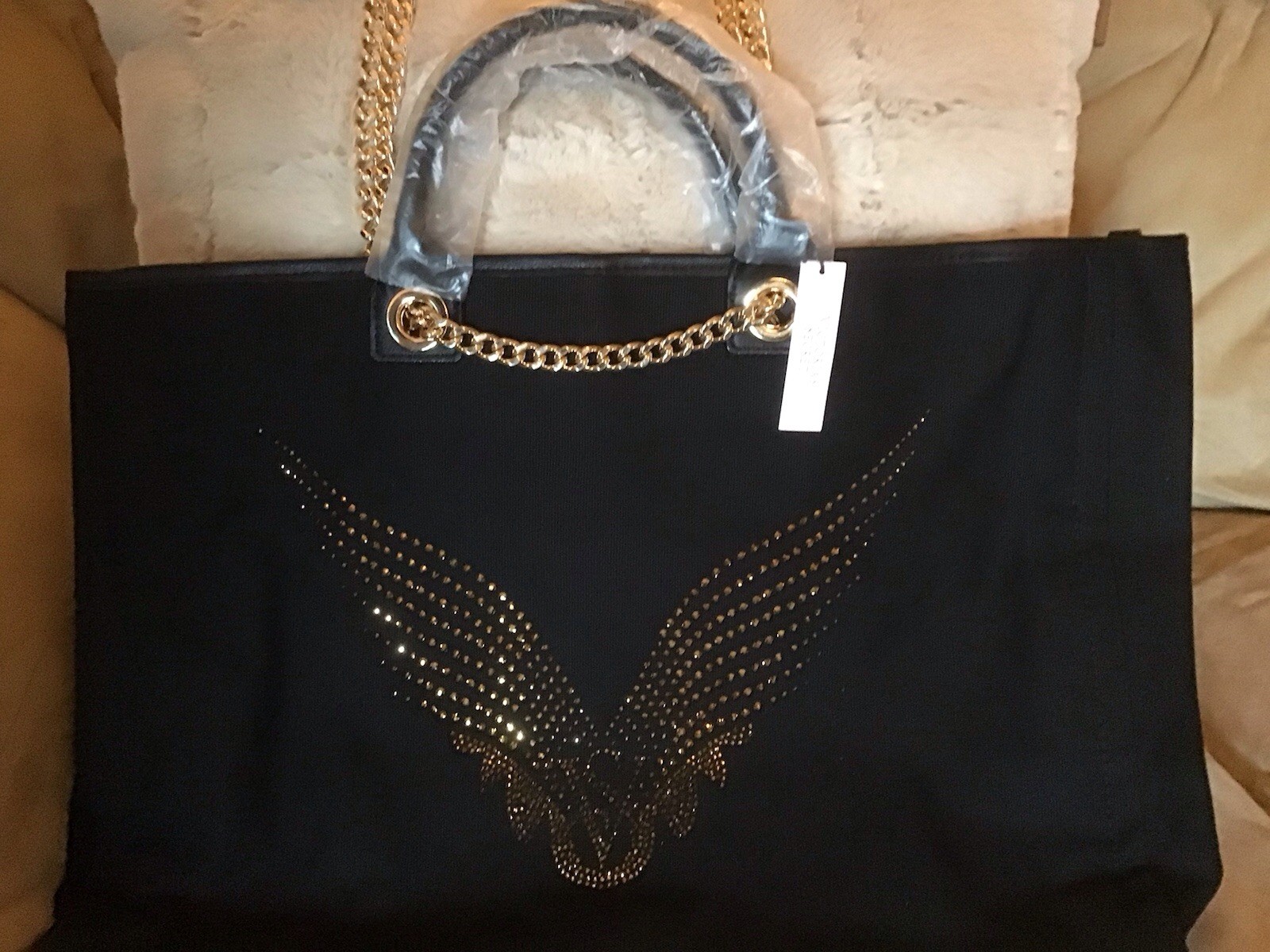 VICTORIA SECRET FASHION SHOW 2025 BACKSTAGE DOUBLE HANDLE TOTE ANGEL WINGS NEW
