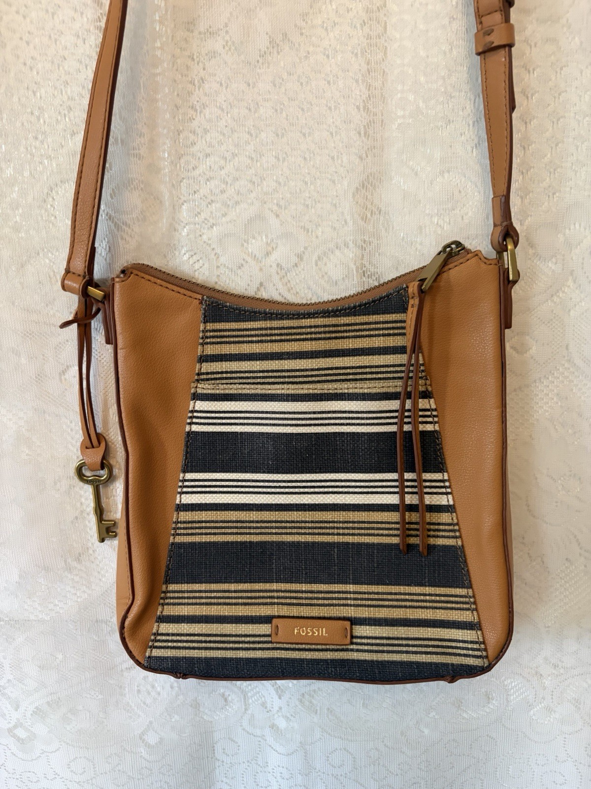 Fossil Fabric & Faux Leather Crossbody Striped Bag Key Accent EUC