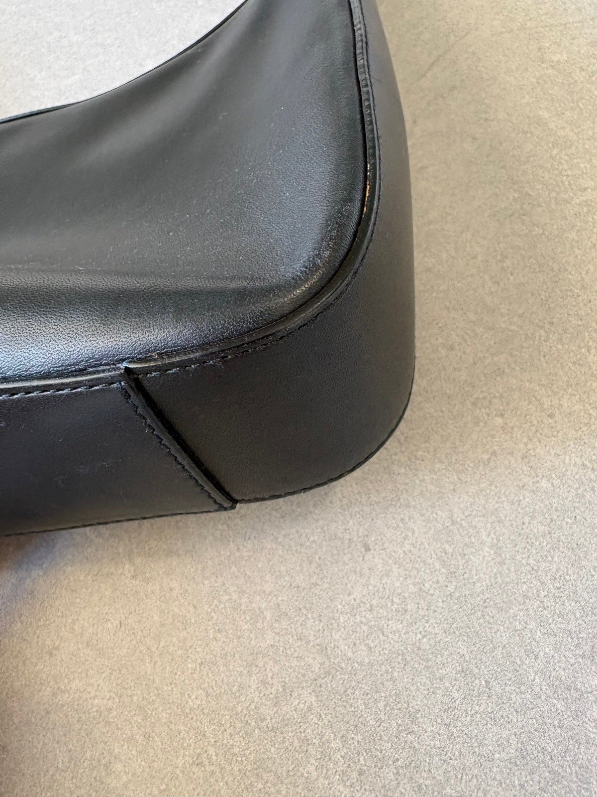 Authentic vintage “Gucci” Bag leather black shoulder GG
