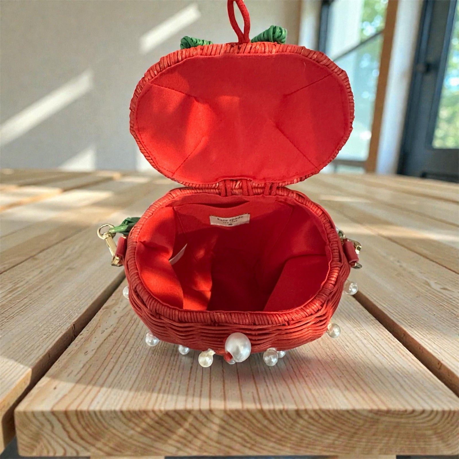 Limited Kate Spade x Target – BRAND NEW Pearl Embellished Strawberry Bucket Bag