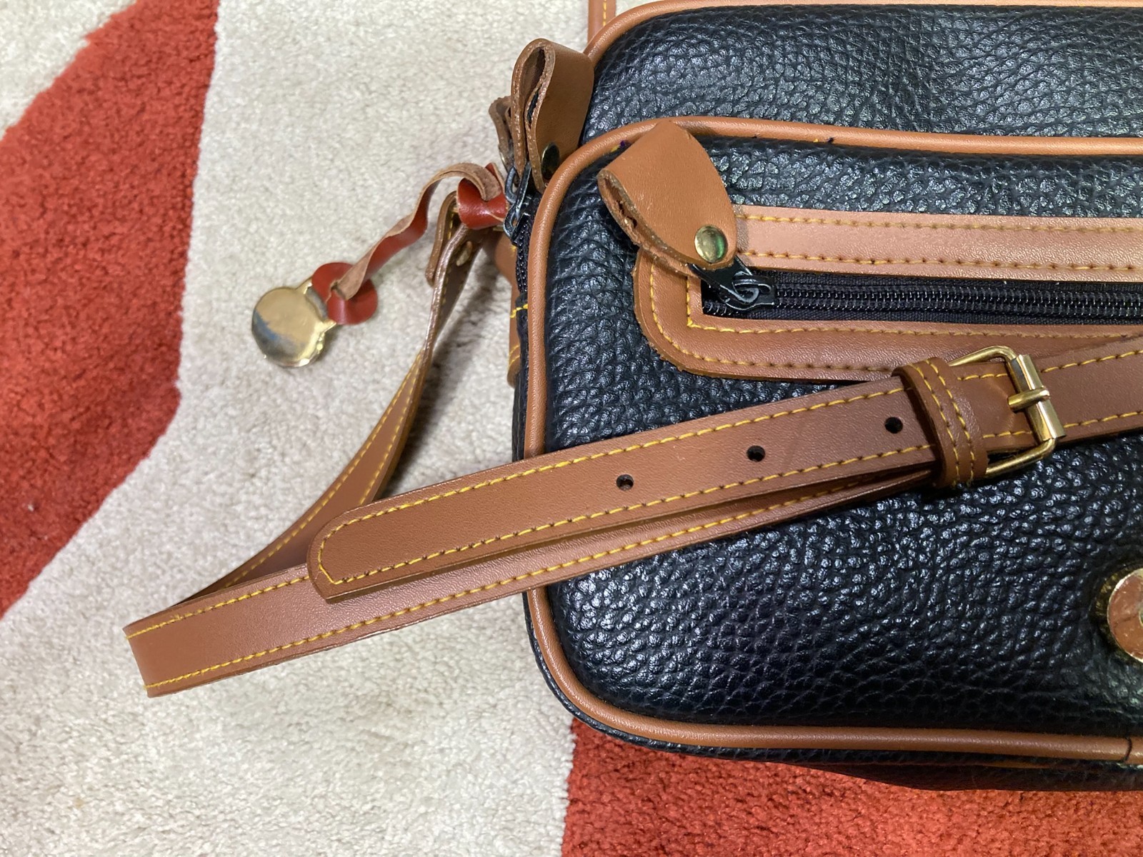 Dooney & Bourke Medium Crossbody Black with Brown Trim Leather Bag Vintage