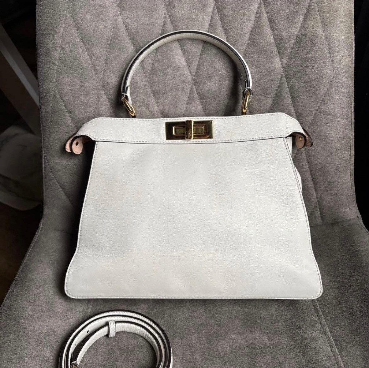 Fendi Peekaboo 8BN302 Leather Black Shoulder Bag #SAB16812