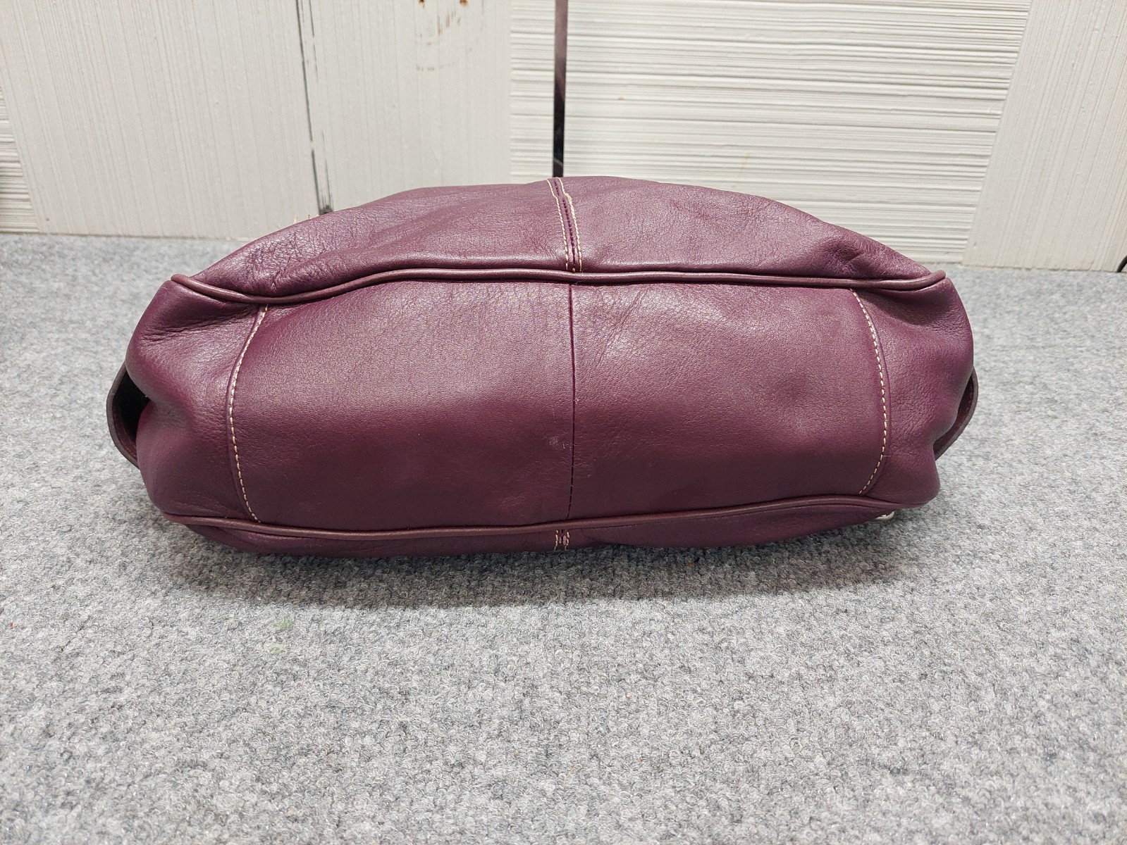 Franco Sarto Women Shoulder Bag Burgundy Genuine Leather Belted Buckle Y2K