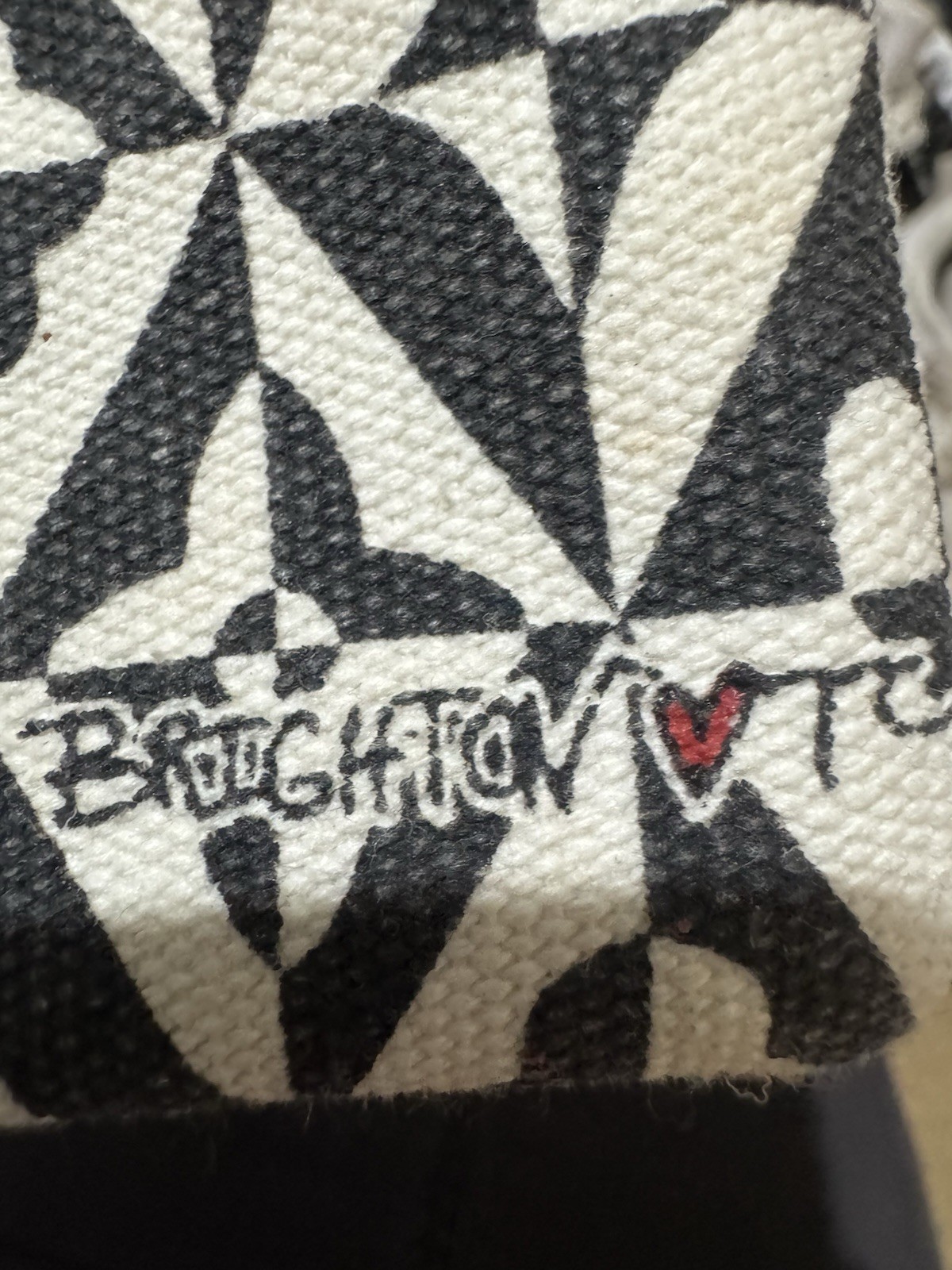 Brighton Love Geometric Zip Clutch Pouch Black/White/Red Lined