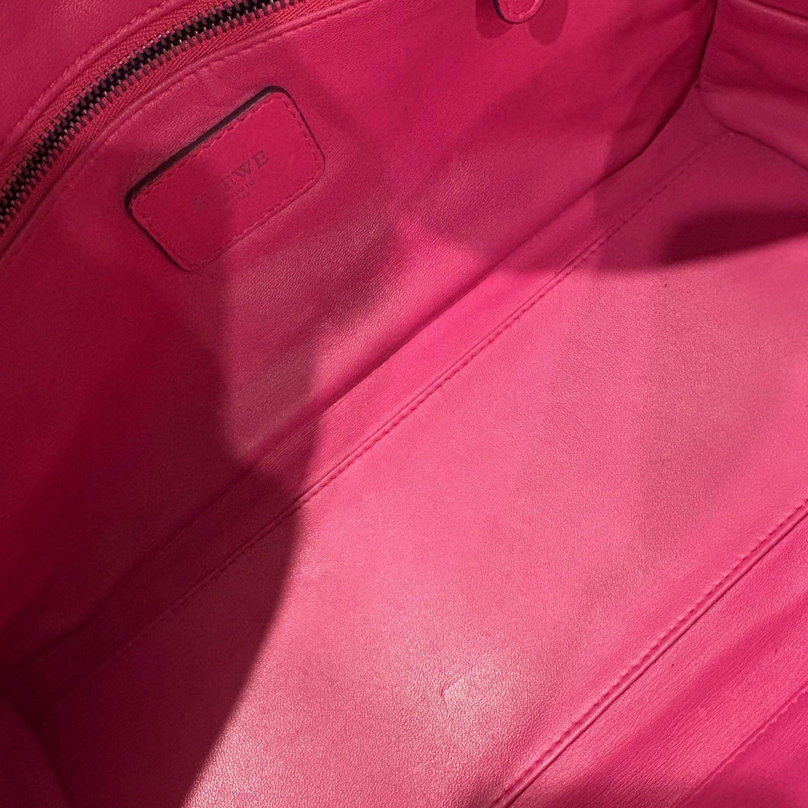Loewe Amazona 29 Magenta Red Burgundy Calfskin (mg011226e3)