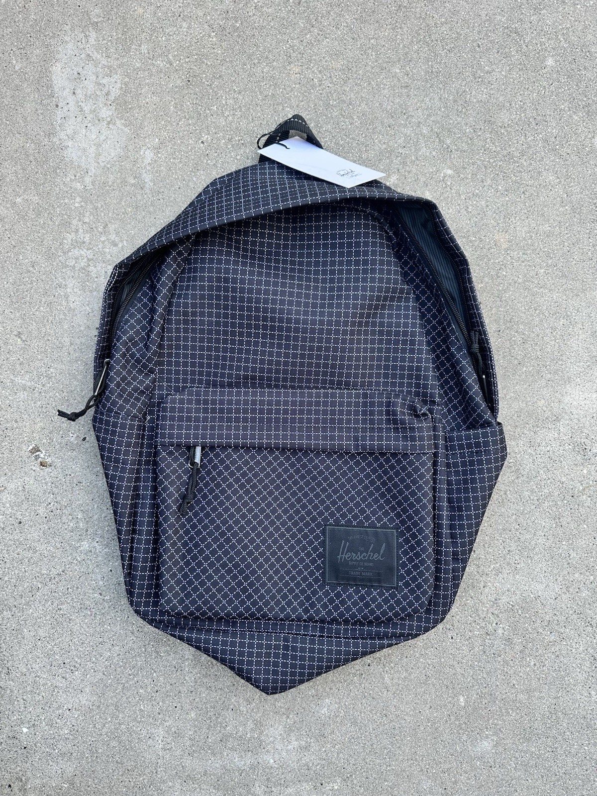 New! Herschel Backpack Classic XL Black White Grid
