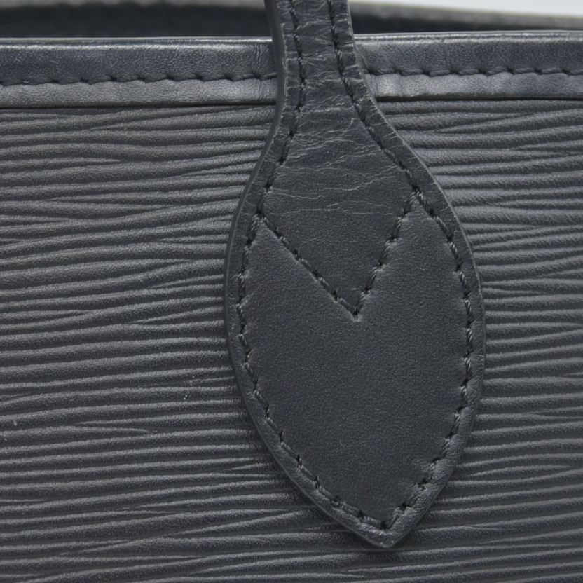 2018 $2640 LOUIS VUITTON Neverfull MM Epi Tote Bag UB3108