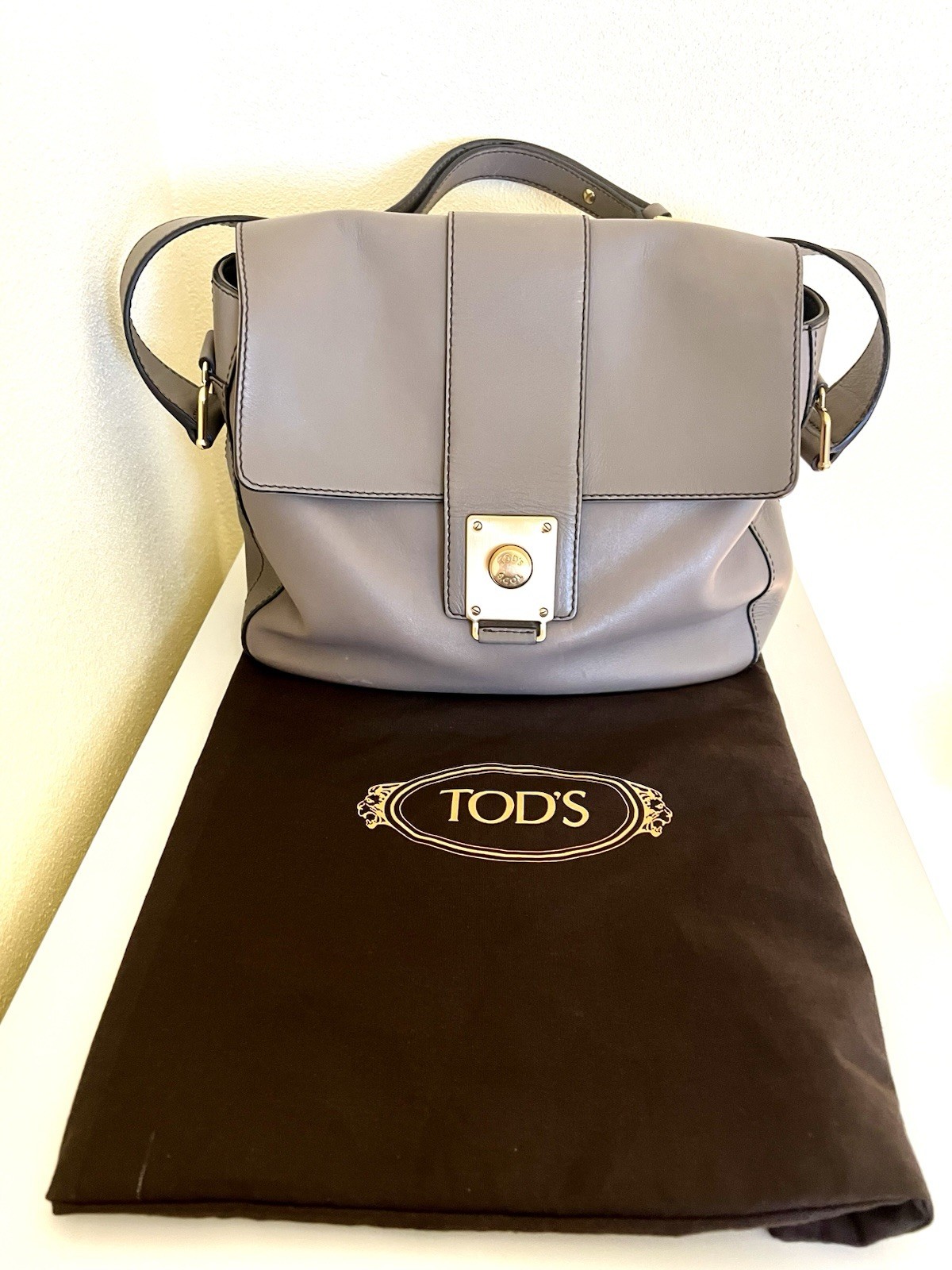 PREOWNED Vintage Tod’s Taupe Beige Leather Shoulder Bag with Dust Bag