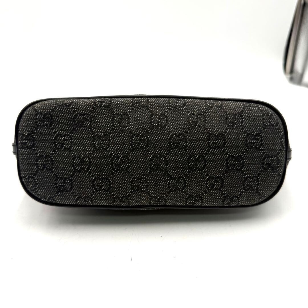 Gucci GG Canvas Black Accessory Pouch Mini Shoulder Handbag Gold Hardware