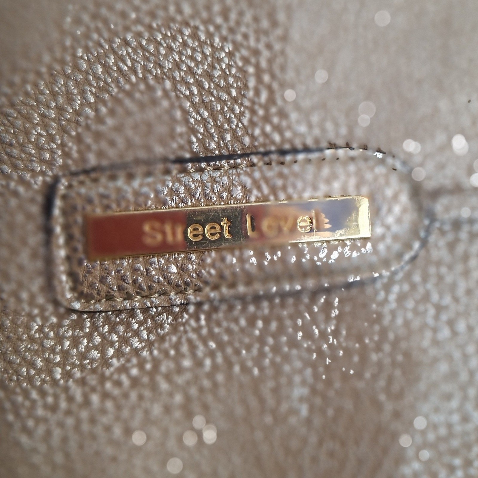 Street Level Womens Metallic Champagne Gold Pebbled Vegan Leather Tote Handbag